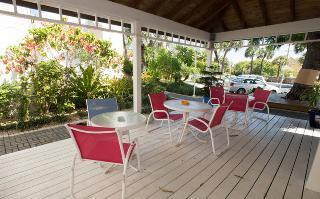 Villas Of The Galleon Seven Mile Beach Ngoại thất bức ảnh
